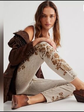 Driftwood Jackie High Rise Embroidered Floral Denim Jeans